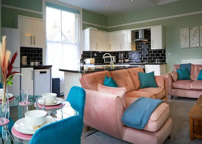 Queen Margarets * Scarborough