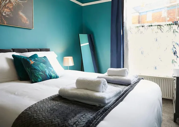 Queen Margarets Apartment